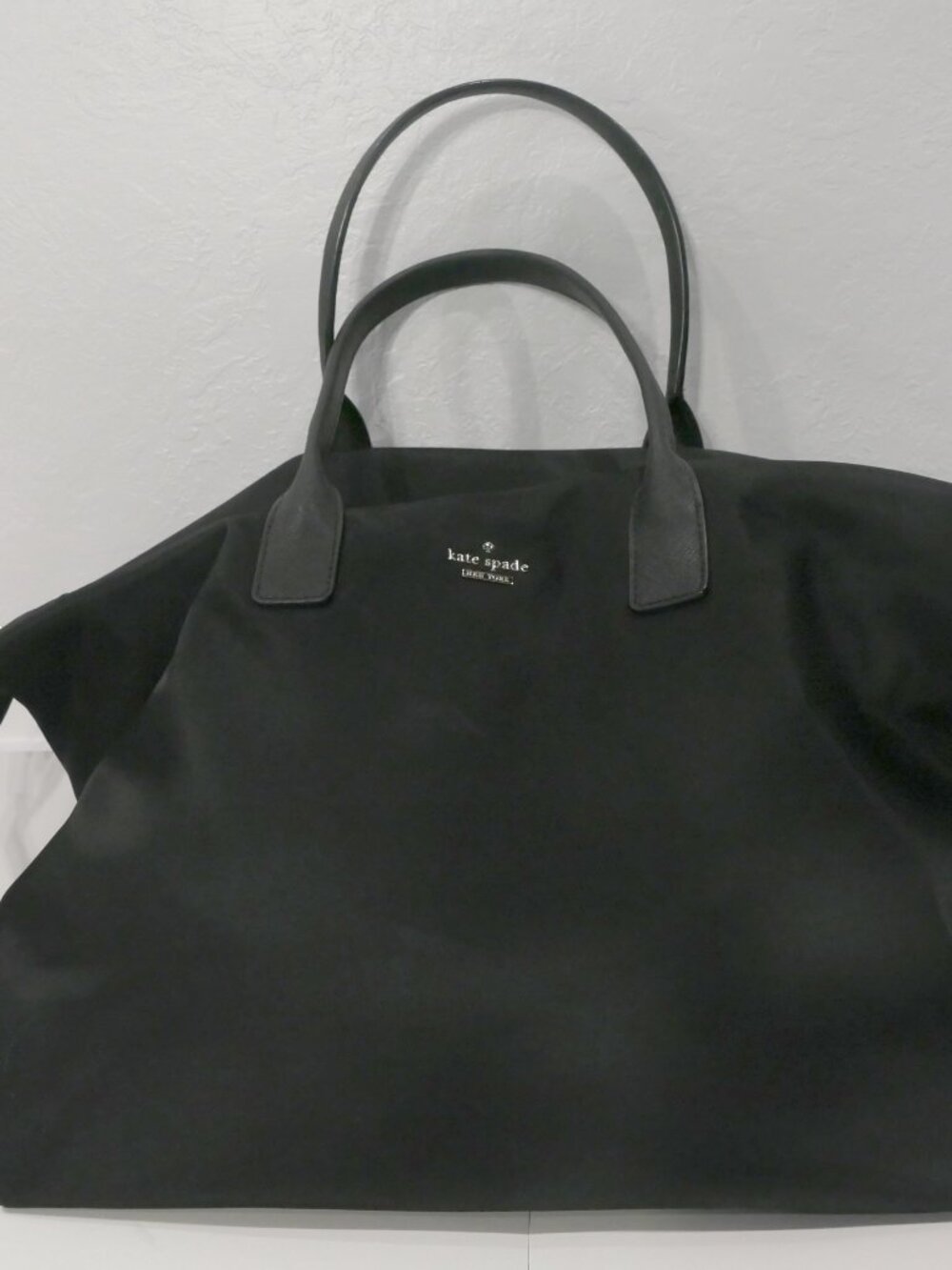 Kate Spade Black Nylon Weekender Bag Gold Hardware Striped Lining Travel